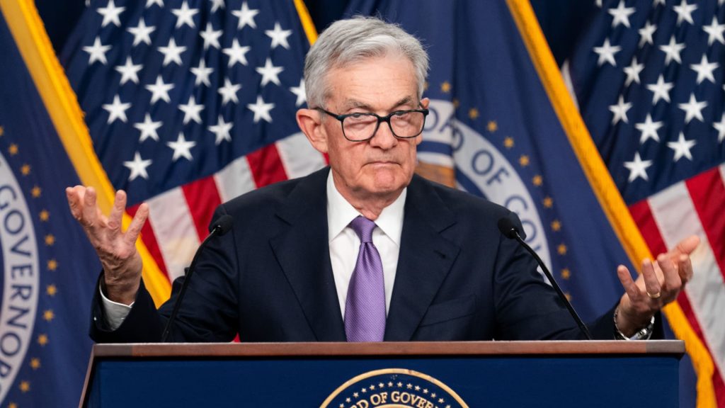 107347651 1702561947769 gettyimages 1845893279 US WASHINGTON DC FED INTEREST RATES UNCHANGED
