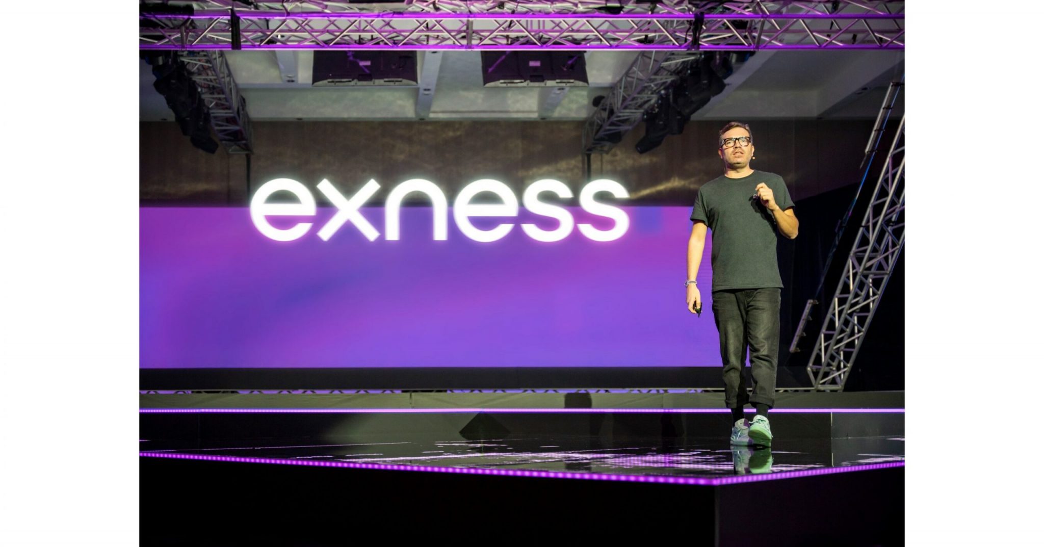 Exness scaled