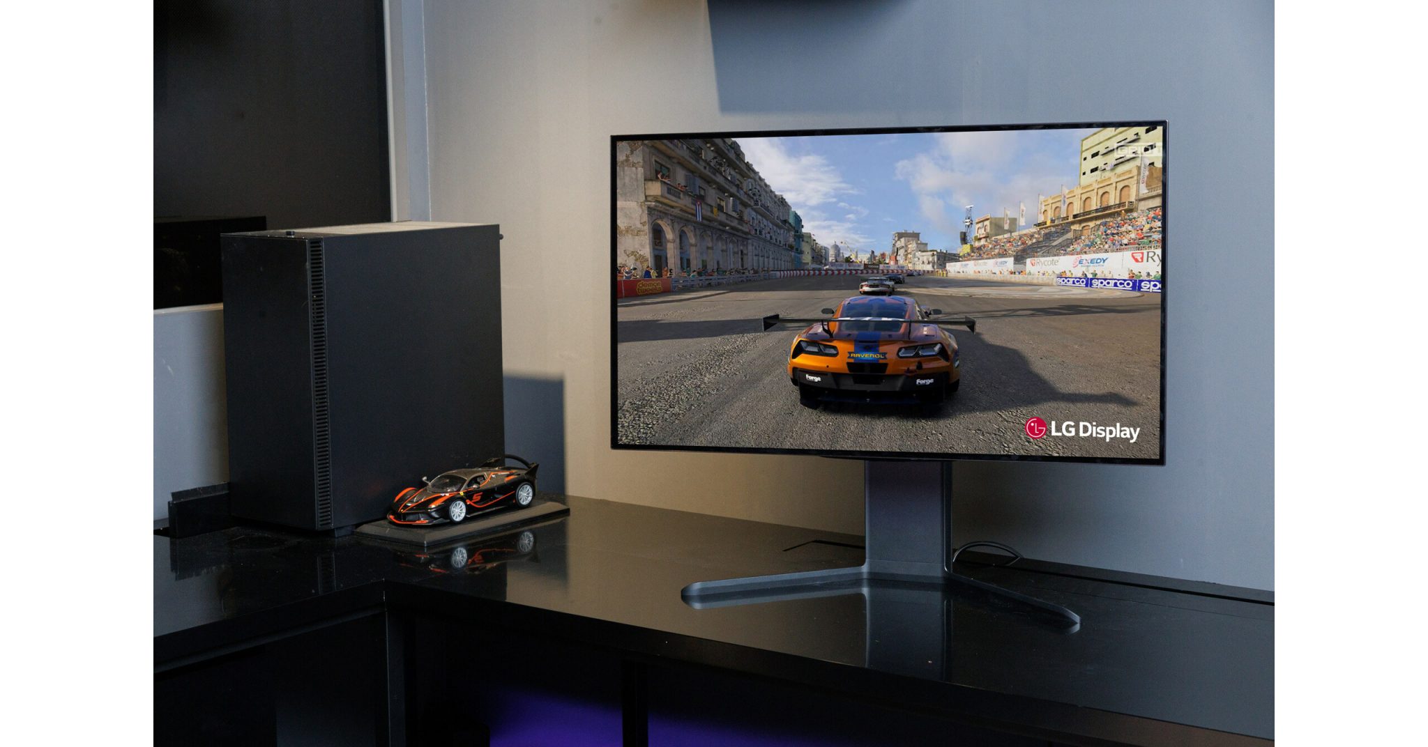 Photo  LG Display to Mass Produce World s First Gaming OLED Panel With Switchable Refresh Rate and R