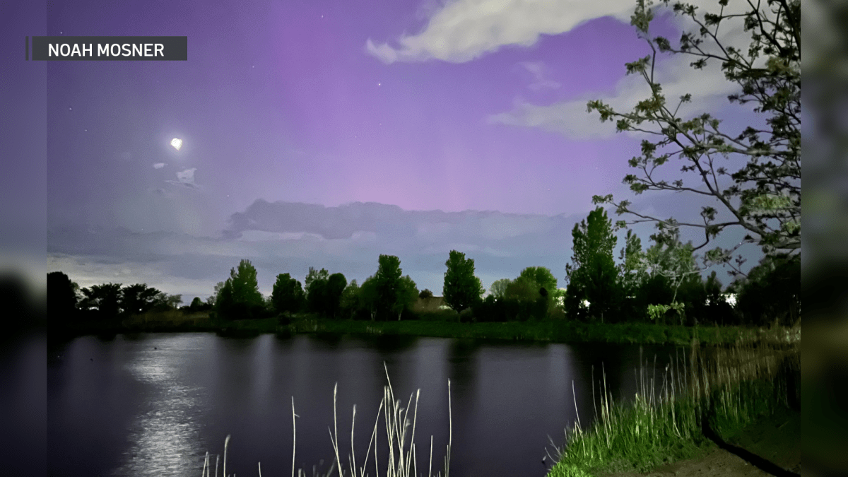 Blur northern lights noah mosner algonquin05 10 2024 23 49 18 1