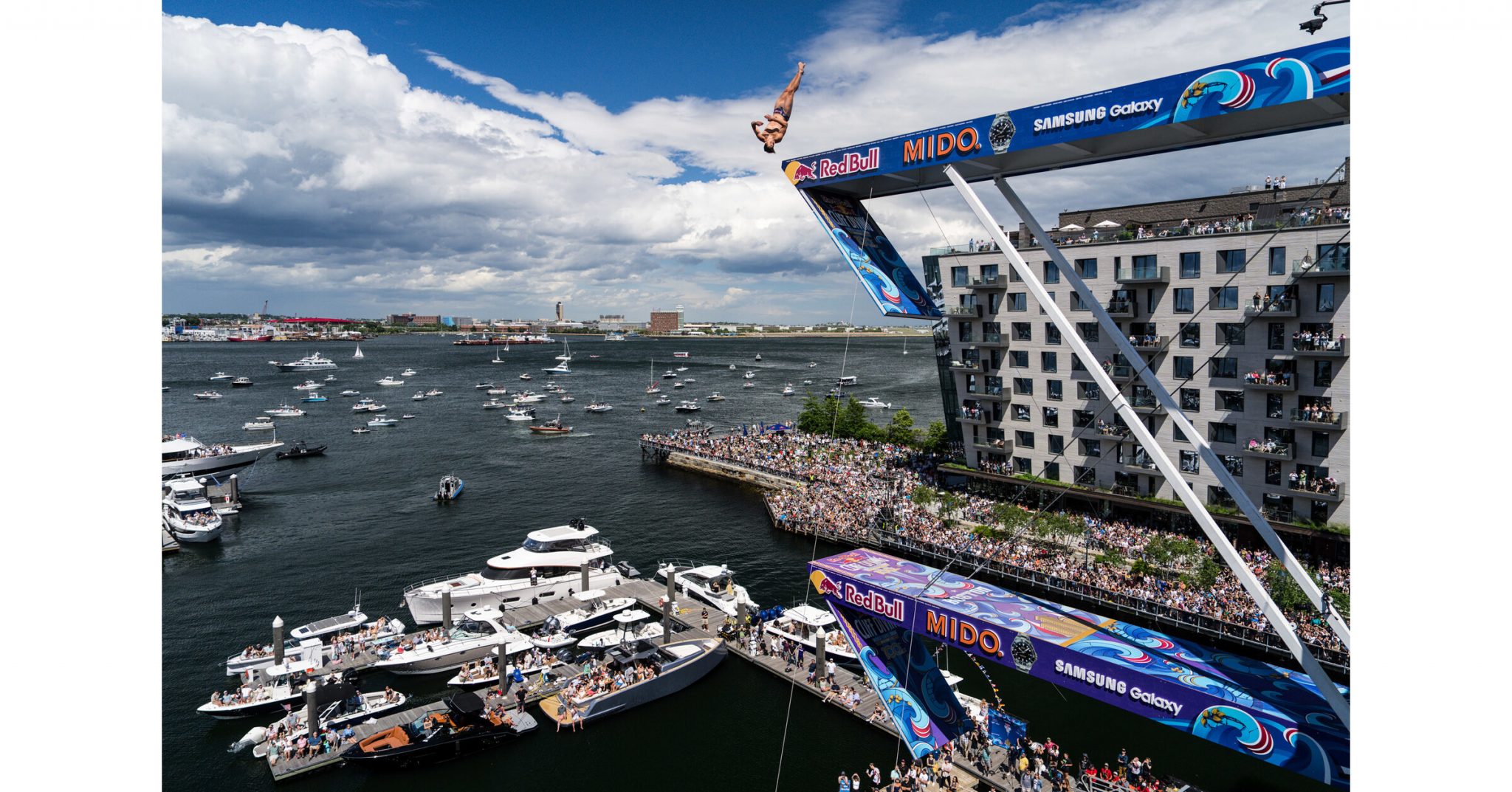 Aidan Heslop wins Red Bull Cliff Diving World Series event in Boston   Photo by Christian Pondella