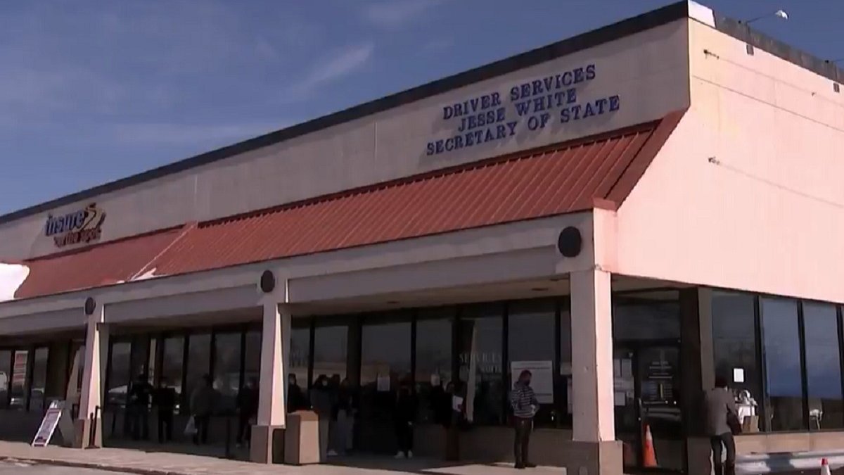 illinois secretary of state location