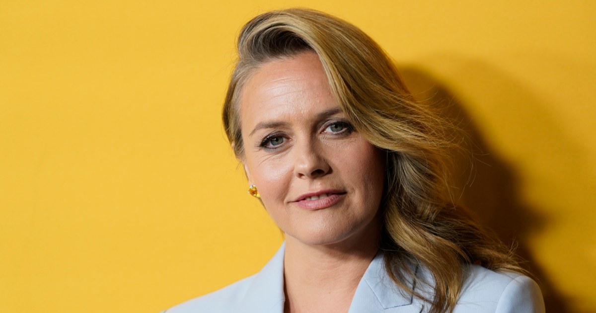 240820 Alicia Silverstone al 1023 d53de6