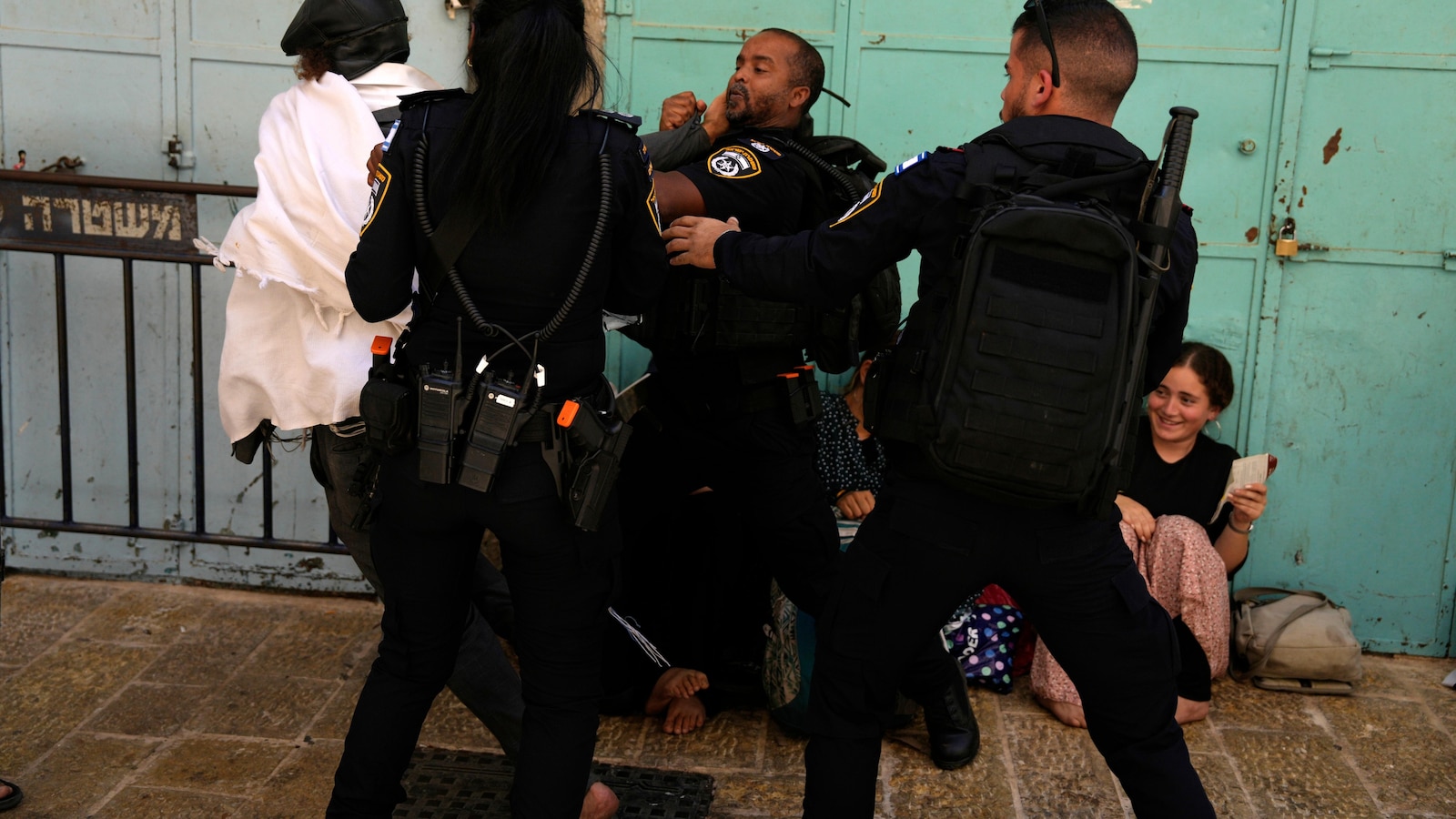 wirestory 42bee1b1dab452cfc913239b2cf5a993 16x9