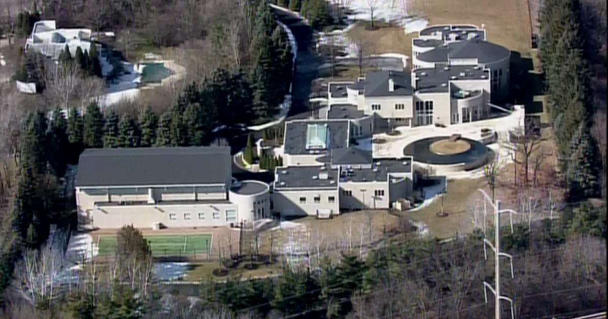 michael jordan mansion 2