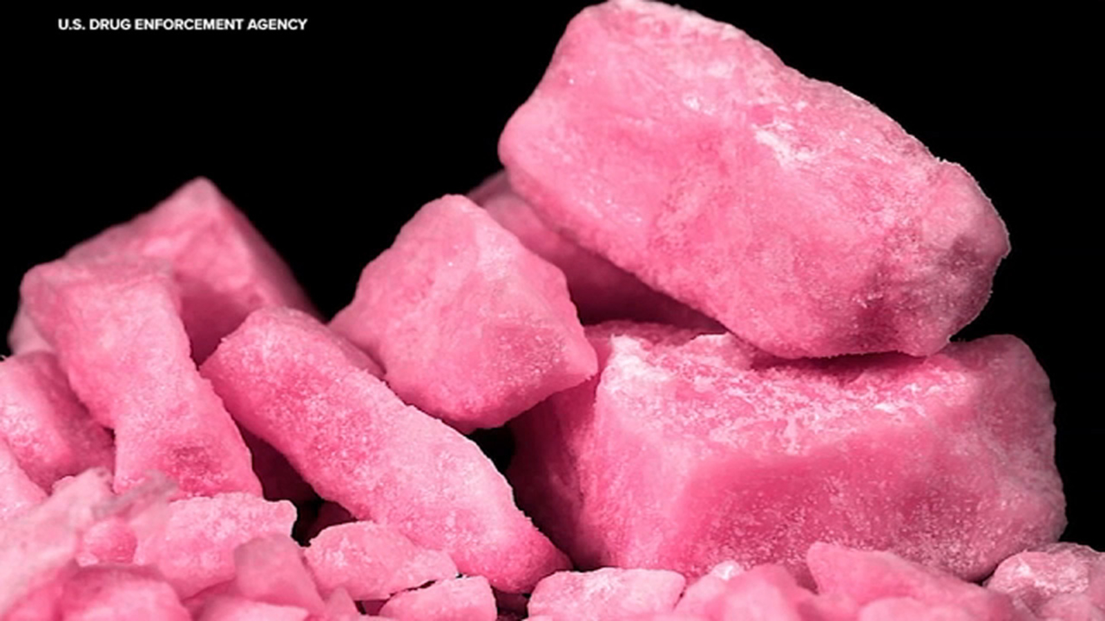 15452058 pink cocaine img web
