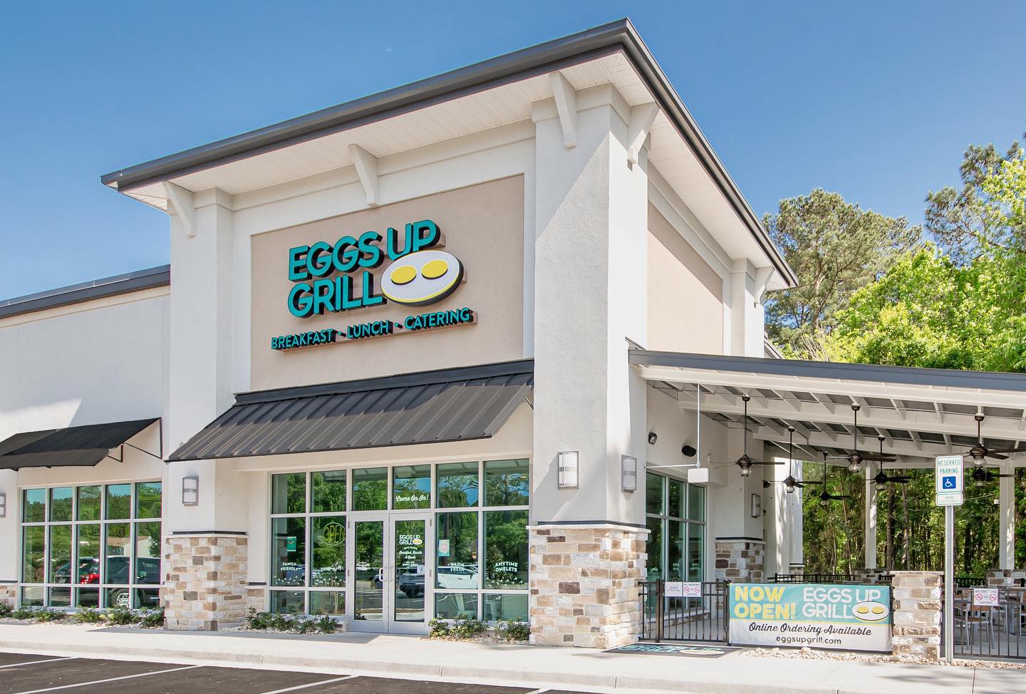 Eggs Up Grill location