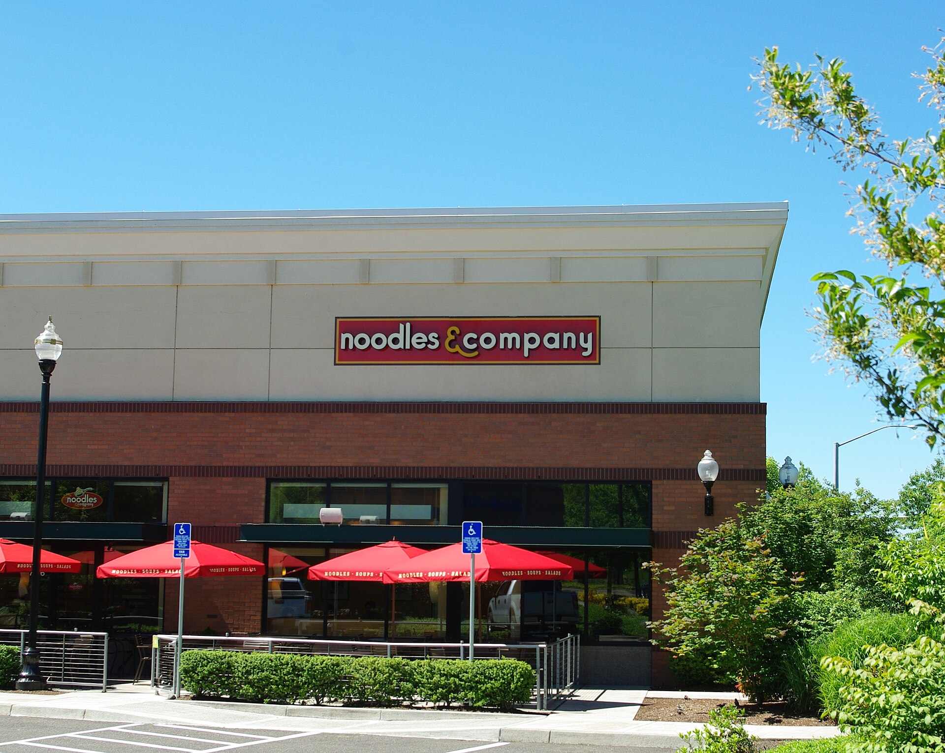 Noodles and company Hillsboro, Oregon